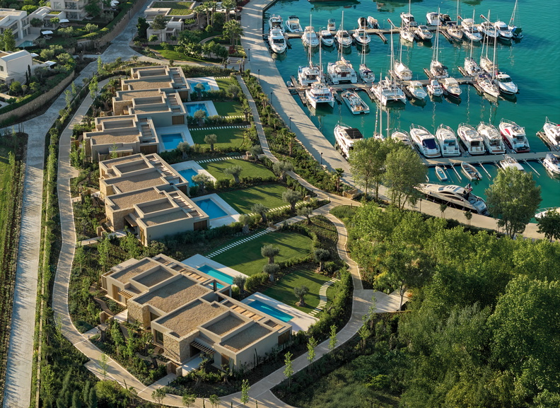 Tiara Holidays - Sani Asterias - marina
